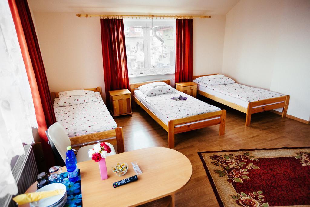 Tanie Noclegi 2 Kielce Bagian luar foto