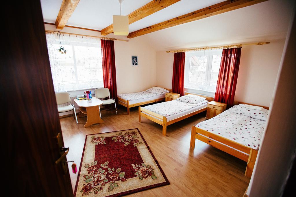 Tanie Noclegi 2 Kielce Ruang foto